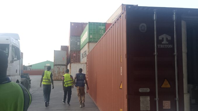 ICD Port customs clearance photo